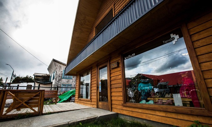Cochrane House | Experience Kalfu Patagonia: Spa, Breakfast & Family Fun
