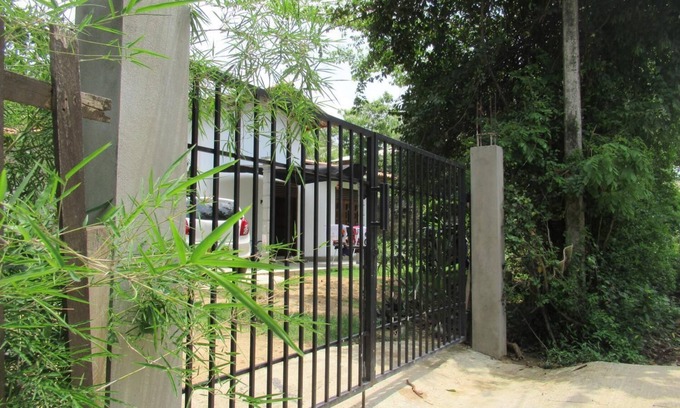 Medaketiya House | Discover Kalindu Residence: Family-Friendly with Breakfast