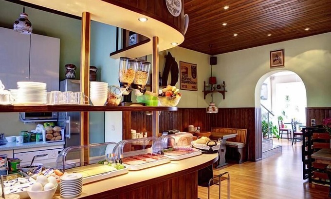 Spandau House | Comfortable Kallmeyer Hotel: Family-Friendly with Breakfast