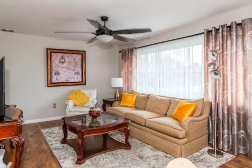 Kettering House | Inviting 2BR with Private Patio for Families and Pets