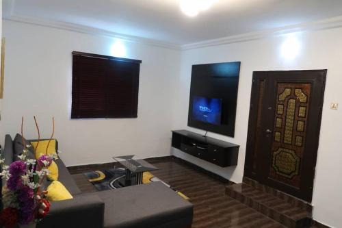 Port Harcourt Apartment | Family-Friendly KALMS APARTMENT with Great Guest Reviews