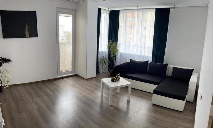 Kaunas Apartment | Pet-Friendly Kalniečių Apartamentai for Family Getaways