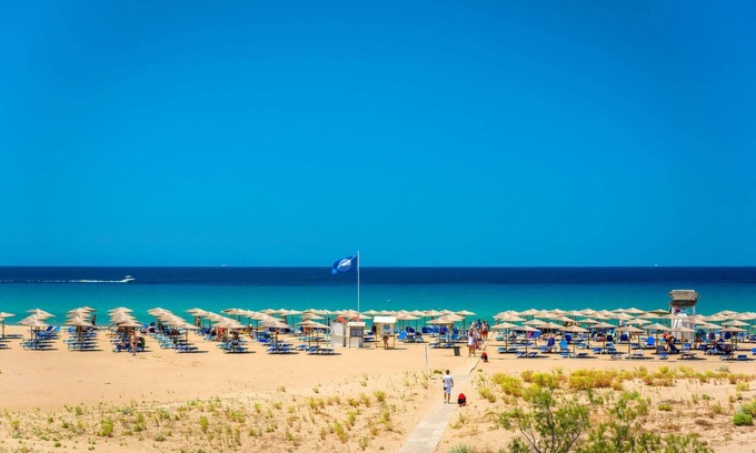 Kalogria Apartment | Discover Kalogria Summer Retreats with Family-Friendly Perks
