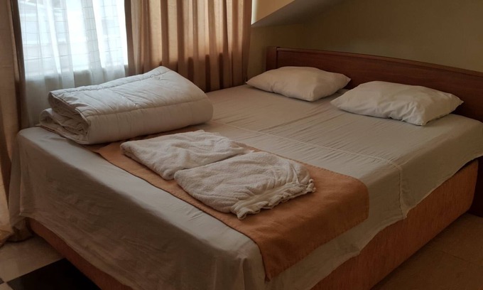 Kerpe Hotel | Kalpe Houses Tatil Koyu: Guest Rated 10/10 with Pool & Dining