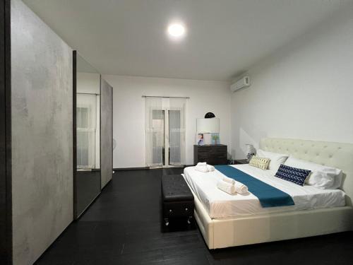 Calamonaci House | Discover KAM DELUXE: Family-Friendly Rooms & Breakfast