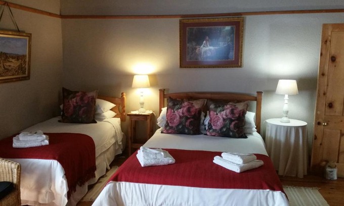 Sutherland House | Discover Kambro Kind: Highly Rated & Budget-Friendly Stay