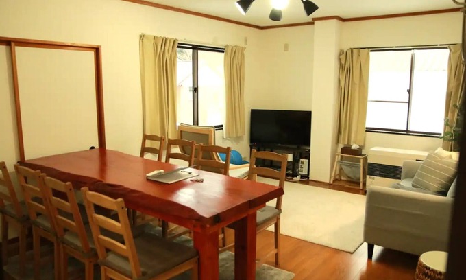 Iiyama House | Discover Kamish Lodge: Family-Friendly Retreat in Iiyama