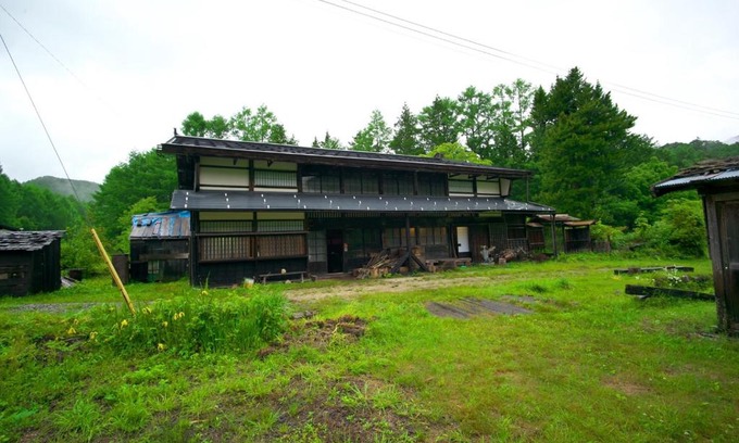 Takamori-machi House | Discover the Elegance of 紙屋 Hotel for Your Next Getaway
