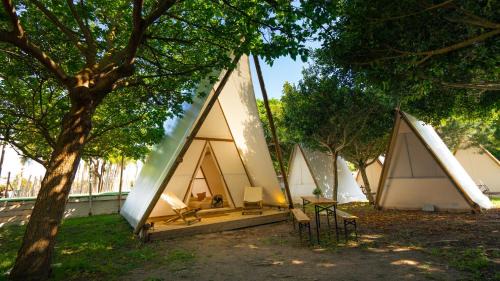 Los Canos de Meca Other | Discover Kampaoh Trafalgar: Family-Friendly Retreat Awaits