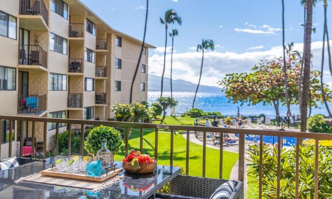 Maalaea House | Cozy Kanai A Nalu 211: Oceanfront Retreat with Pool