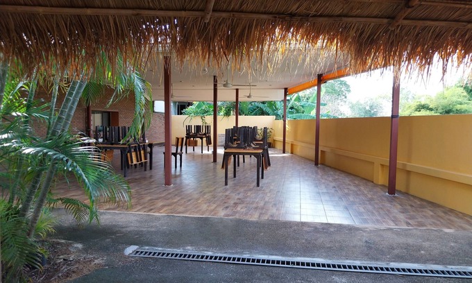 Nong Prue Villa | Kanchira Resort: Top-Rated Stay with Pool & Breakfast