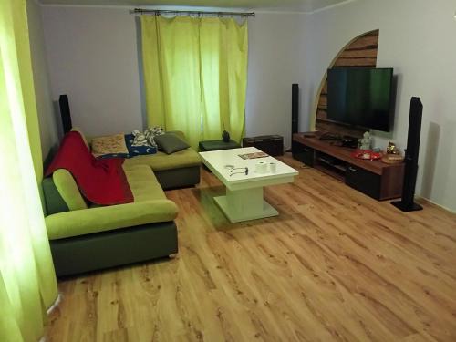 Viljandi County Villa | Kangrukordon