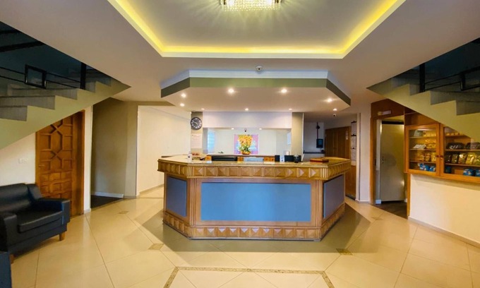 Santo Antonio da Platina Hotel | Discover Kanoa Hotel: Pool, Spa, and Family-Friendly Fun