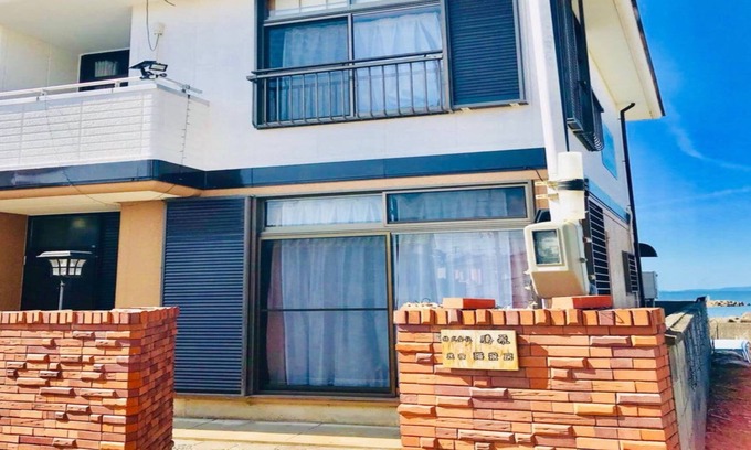 Hannan House | Scenic Getaway at Kansai Airport Minshuku Kaikeibo