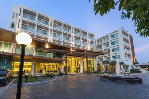 Tha Tum Hotel | Enjoy Comfort at Kantary 304 Hotel Prachinburi - 4 Stars