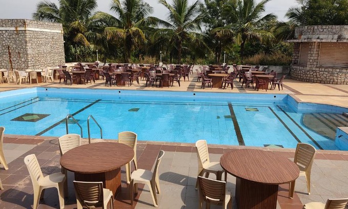 Bagalkot Resort | Inviting Kanthi Resorts Badami: Pool & Spa Getaway Awaits