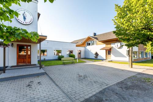Parnu Bed & Breakfast | Affordable Family-Friendly Stay at Kapten Krantz Guesthouse