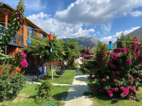 Karaoz Bed & Breakfast | Oceanfront Delight at Ada Pansiyon Karaöz - Rated 8.9/10