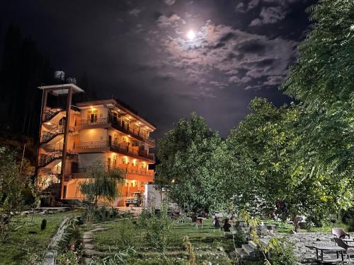 Karimabad Hotel | Experience Karakorum View Hotel in Karimabad Hunza