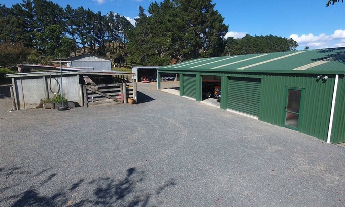 Te Pahu Apartment | Discover Karamu Homestead: A Blissful Family Retreat