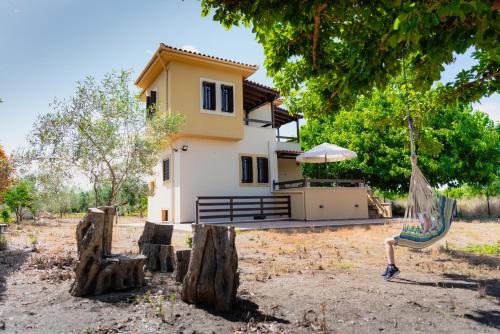 Artemida House | Discover Karavos Grove: Family-Friendly & Highly Rated Stay