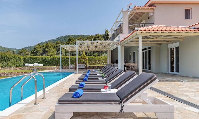 Alikias Villa | Indulge in Kardous Aelia’s Unique Atmosphere for Your Getaway