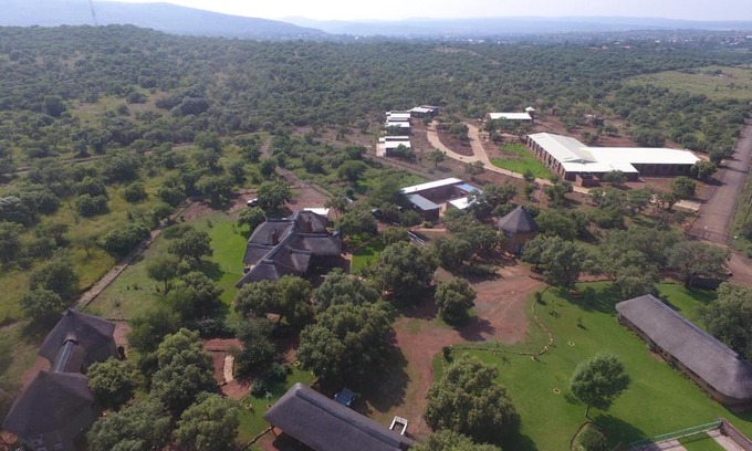 Zeerust House | Experience Kareespruit Game Ranch & Guest House Getaway