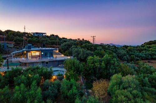 Katochori House | Oceanfront Karel House: Rated 10/10 with Hot Tub Access