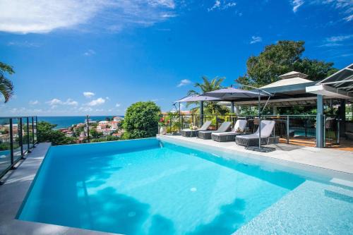 Fort-de-France Hotel | Discover Karibea Squash Hôtel with Ocean View & Pool