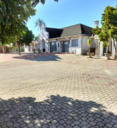 Uitenhage Apartment | Family-Friendly Uitenhage Apartment Near Graaff-Reinet Rd