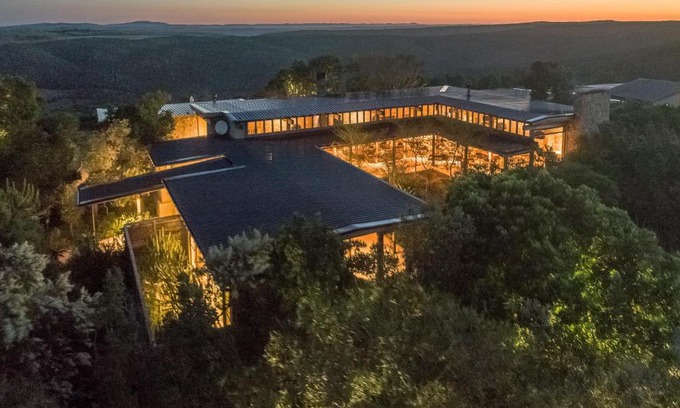 Kenton on Sea Cabin | Discover Kariega Game Reserve's Ukhozi Lodge Retreat