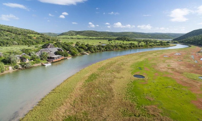 Kenton on Sea Cabin | Experience Kariega Game Reserve River Lodge: 4-Star Haven