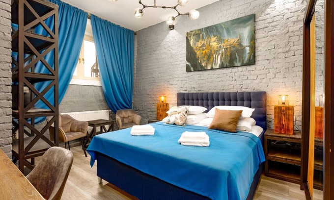Karlovy Vary Condo | Karlovy Charme Inn: 1BR Apt No.101