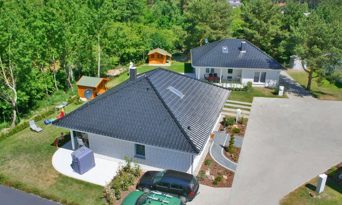 Karlshagen Apartment | Ocean View Retreat at Karlshagen Haus Neptun - 10/10 Rating
