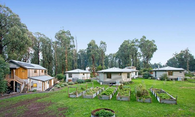 Kinglake Bed & Breakfast | Pet-Friendly Retreat at Karma Kinglake with Top Guest Ratings