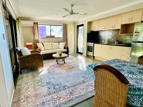 Banksia Beach Apartment | Delightful Karma Waters at Bribie Island - Rated 9/10!