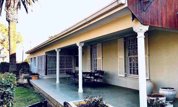 Klein Karoo House | Experience Karoo Living: Family-Friendly with Pool Access