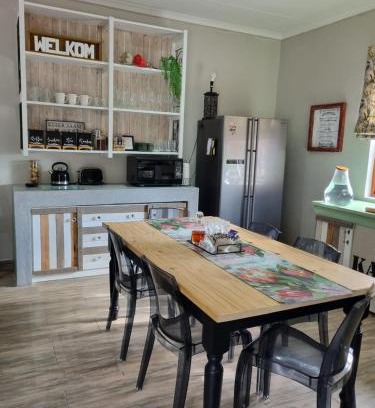 Adendorp Apartment | Discover KarooSjiek: A Pet-Friendly Family Retreat