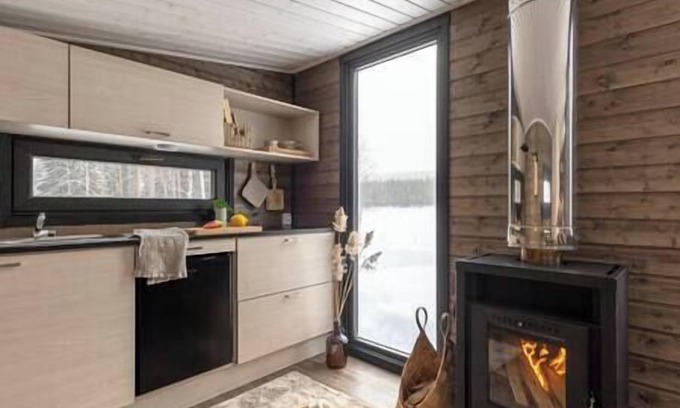 Kolari House | Retreat to KARPALO: Sauna, Fireplace & Ski Near Ylläs