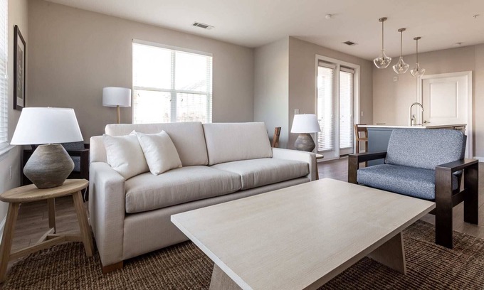 Charlotte Apartment | Top-Rated Kasa: Pet Friendly 1 Bedroom with Great Amenities