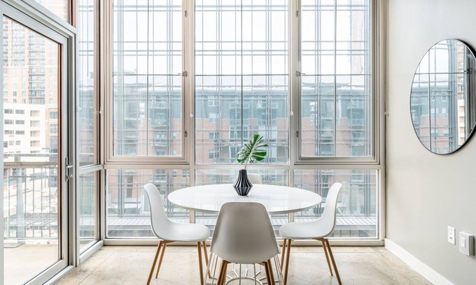 Second Street District Apartment | Top-Rated Kasa Downtown Austin: Pet-Friendly Oasis Awaits