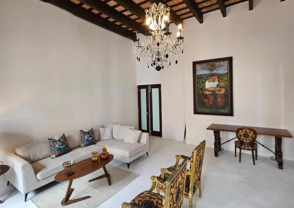 Old San Juan Apartment | Discover KASA San Francisco: Family & Pet Friendly Stay