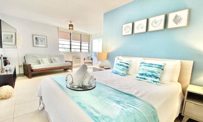 Ocean Park Condo | Beach Block Studio for 2 at KASA Seahorse of the Sea