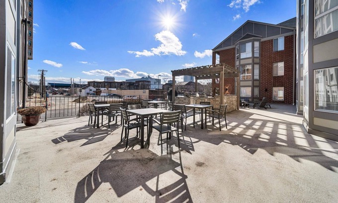 Northeast South Bend Apartment | Cozy 1BD Kasa Near St. Joseph River with Pet-Friendly Perks