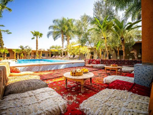 Lahebichate House | Relax at Kasbah Alili: 4-Star Oceanfront Getaway