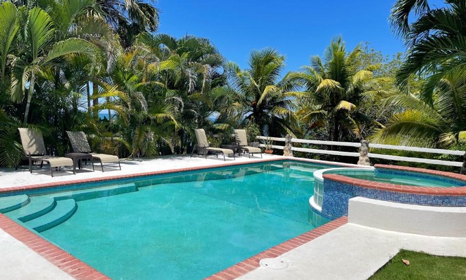 La Chumicosa Bed & Breakfast | Discover Kasi at Paradise: Oceanfront Bliss Awaits You
