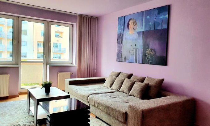 Redlowo Apartment | Explore Kaskada Apartament: Family & Pet-Friendly Stay