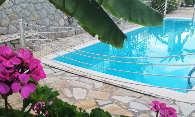 Asini House | Discover Kassandra Villa: Scenic Views with Pool Access
