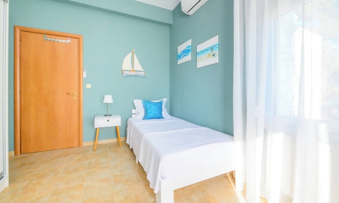 Nikita Apartment | Kastri Treehouse: Family Living with Sea View & Pet Friendly