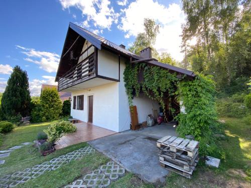 Suleczyno House | Pet-Friendly Retreat at Kaszuby Dom Letniskowy Sulęczyno